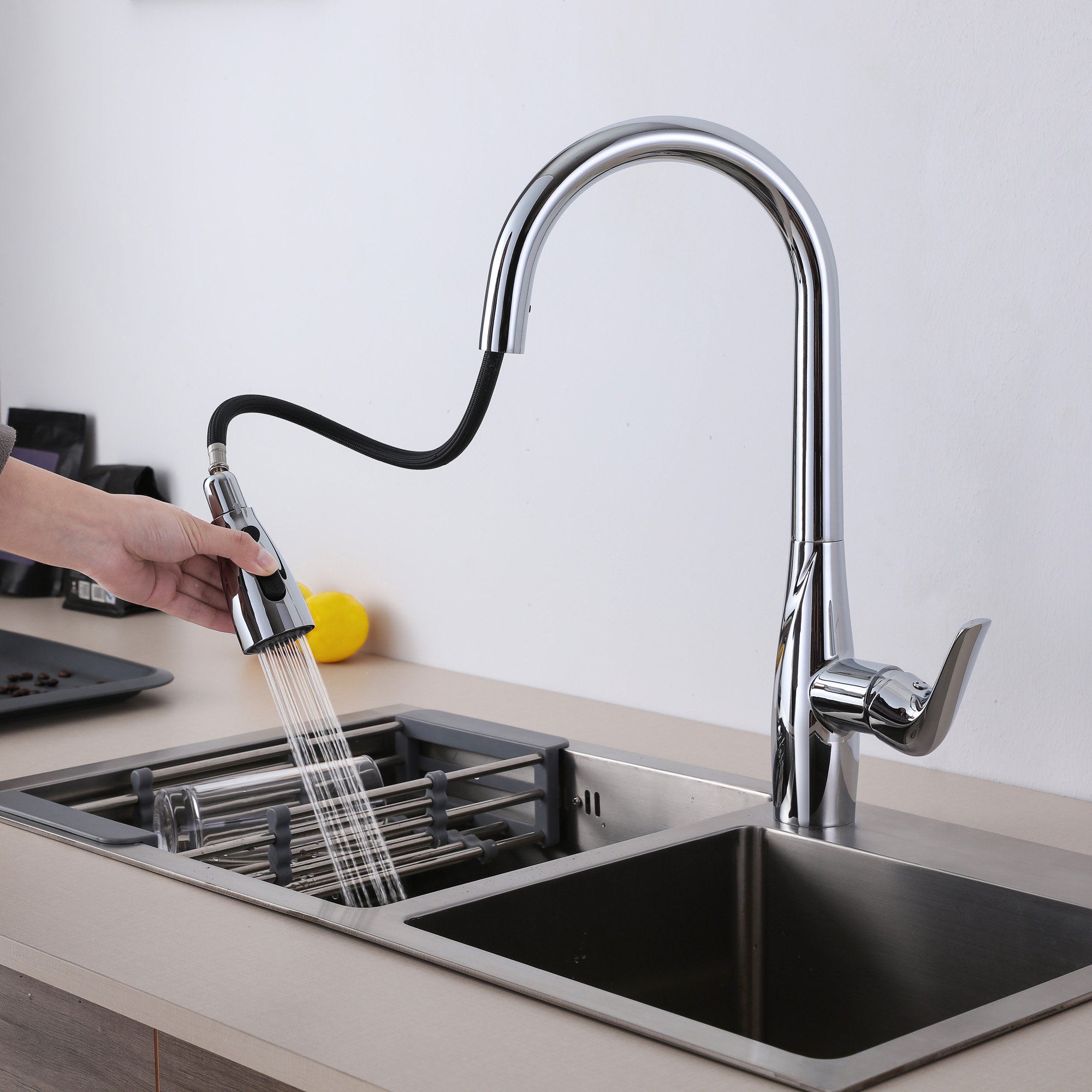 New Design Zinc Alloy Body Stainless Steel Spout Long Neck Pull Out Kitchen Faucet